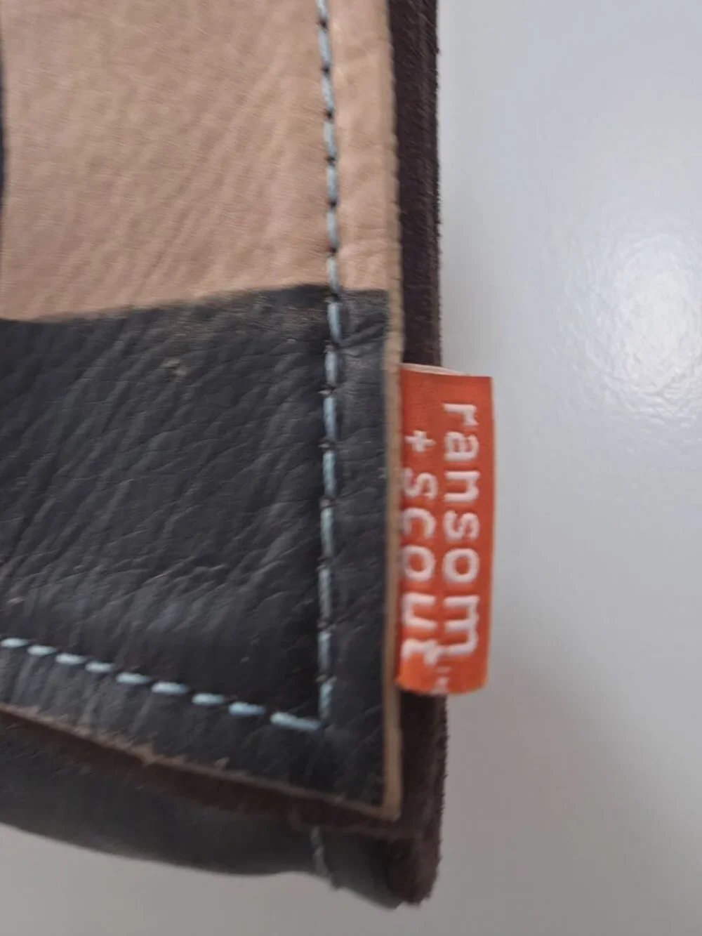 Ransom + Scout Leather Graphic Print Clutch w/ Ball Chain Strap & Dust Bag - Picture 5 of 9